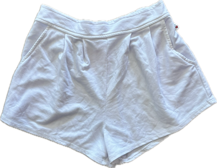 T2LOVE-  PLEATED FRONT ELASTIC PKT SHORT (white)