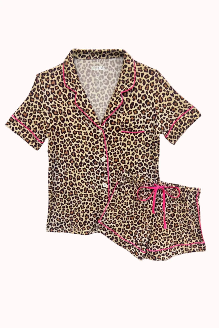 KATIEJ NYC- JUNIOR LYNN PRINT SHORTS LOUNGE SET (leopard hot pink trim)