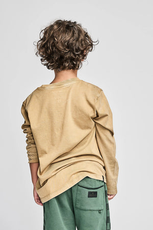 MNSTRKIDS- CHECKPLAY LS TEE (mineral tan)