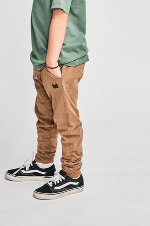 MNSTRKIDS- MAVERIK PANT (mineral almond)