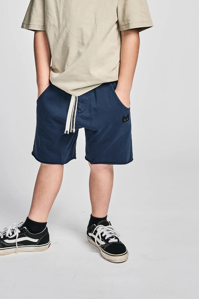 munstrkids- SLACKENOFF SHORT (washed DK denim)