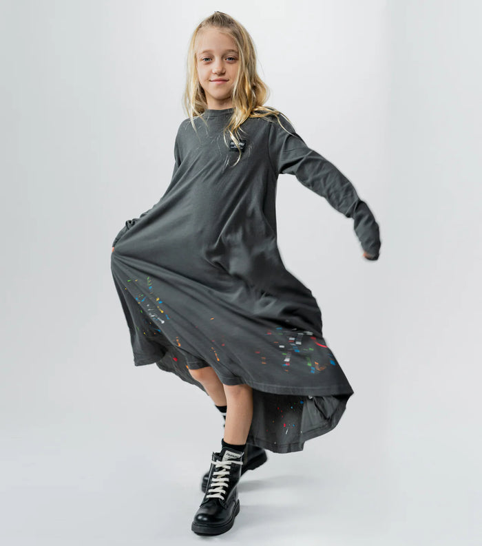 nununu- splash of color 360 dress (graphite)