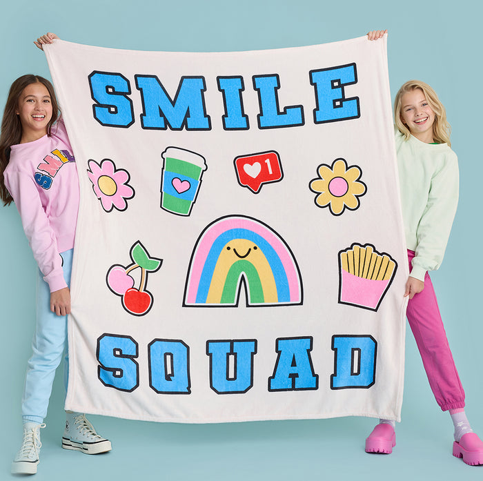 Iscream- Smile Squad Plush Blanket